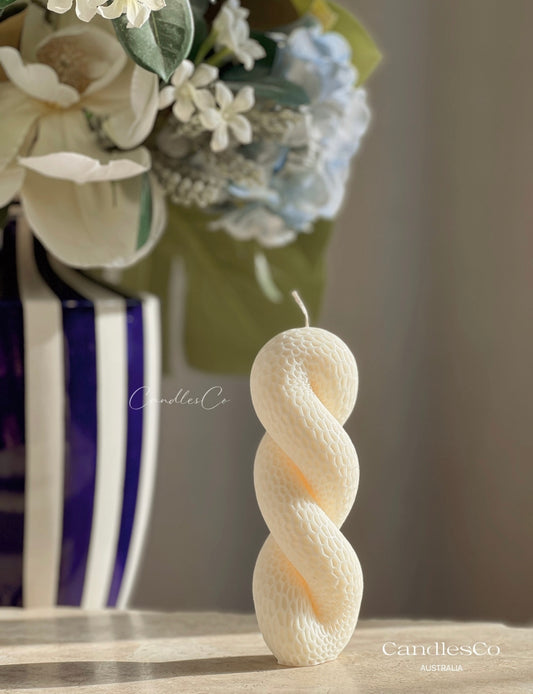 Pillar Mold