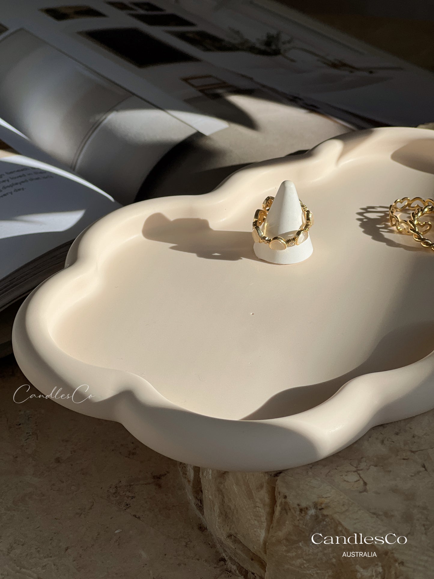 Wavy Tray