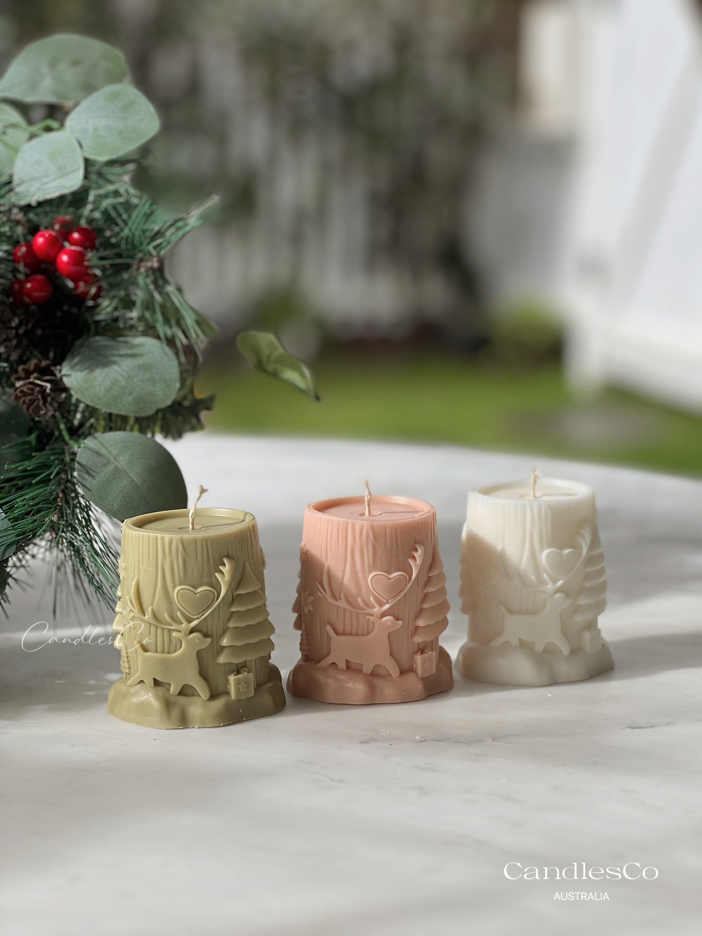 Christmas Pillar