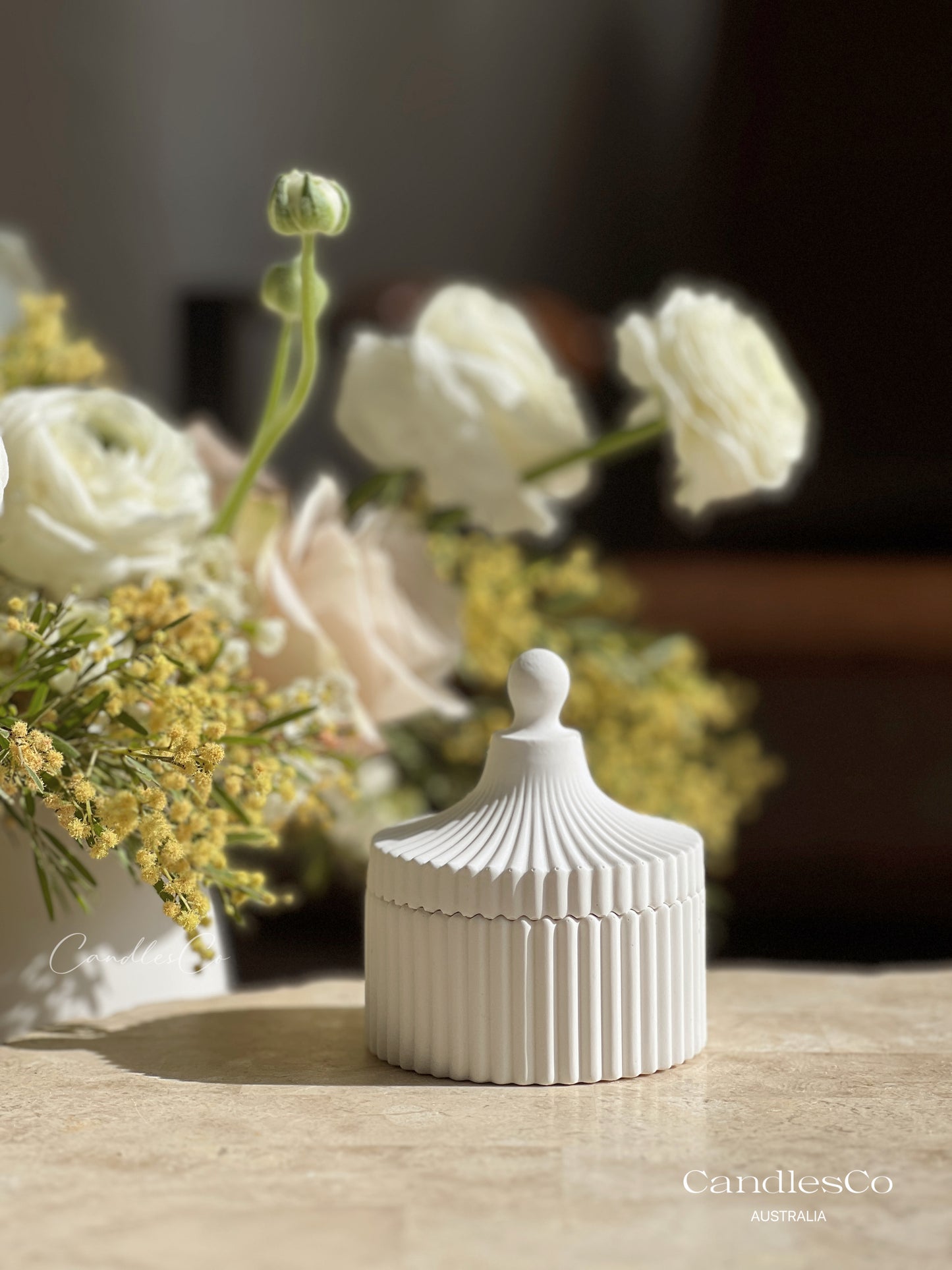 Scented Dried Flowers Ribbed Bowl
