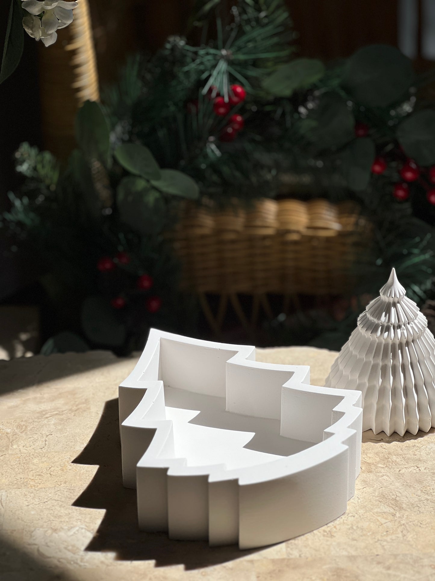 Large Christmas Tree Vessel
