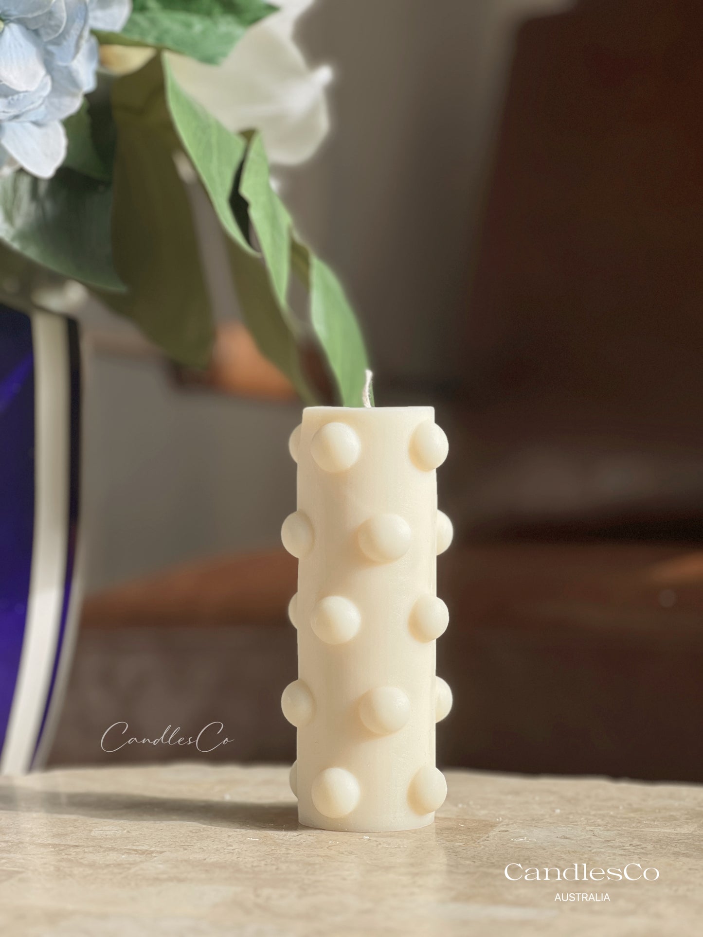 Dot Pillar