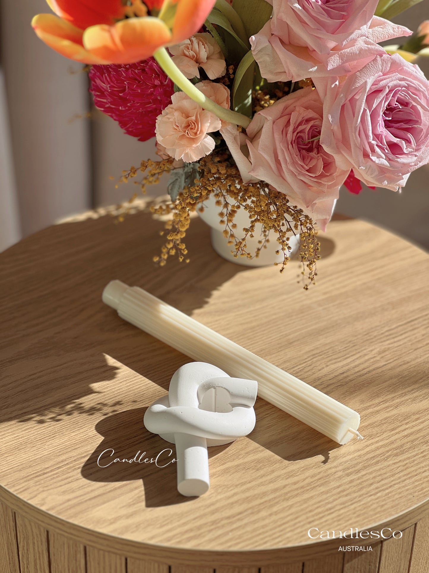 Knot Candlestick Holder
