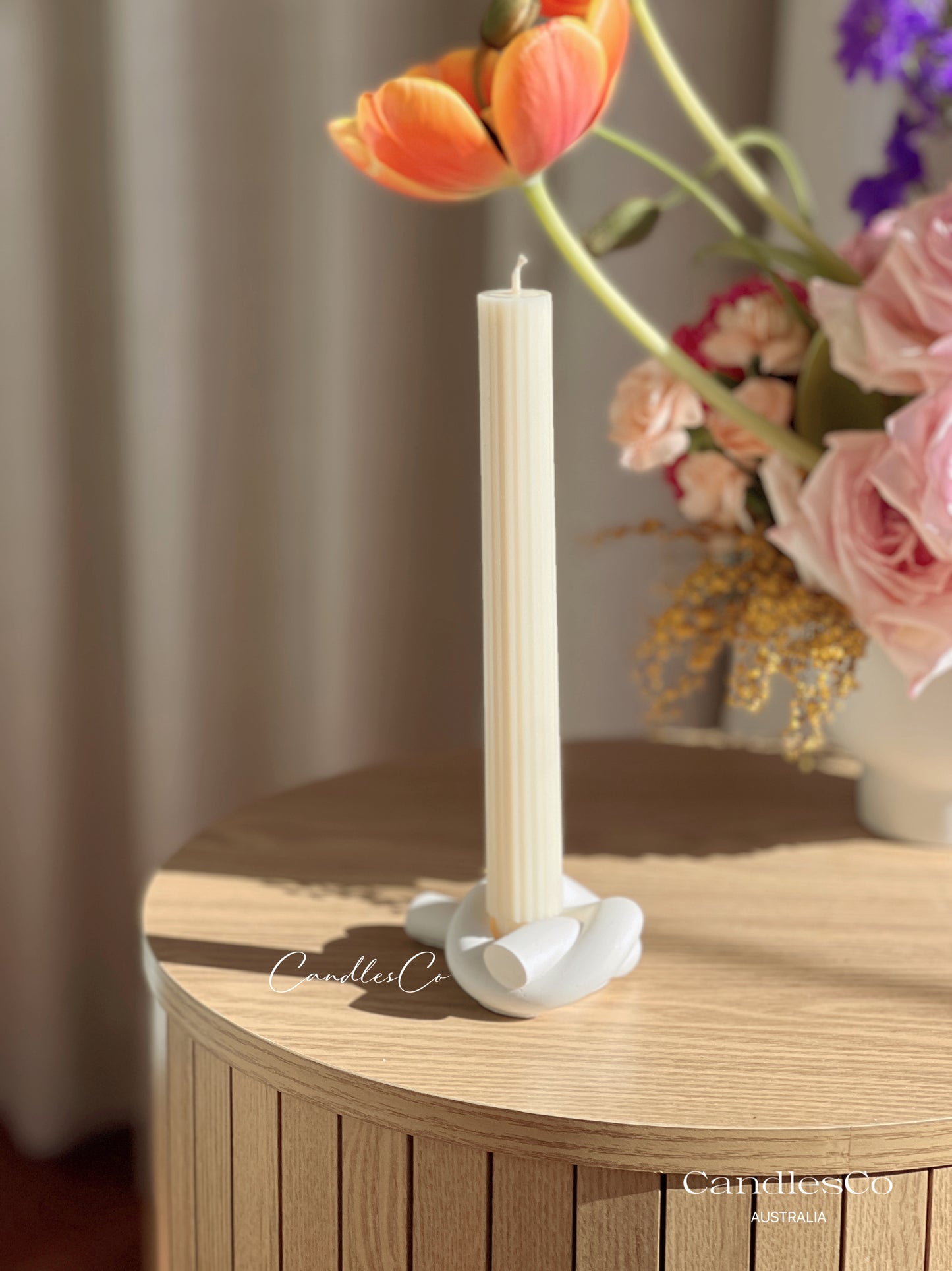 Knot Candlestick Holder