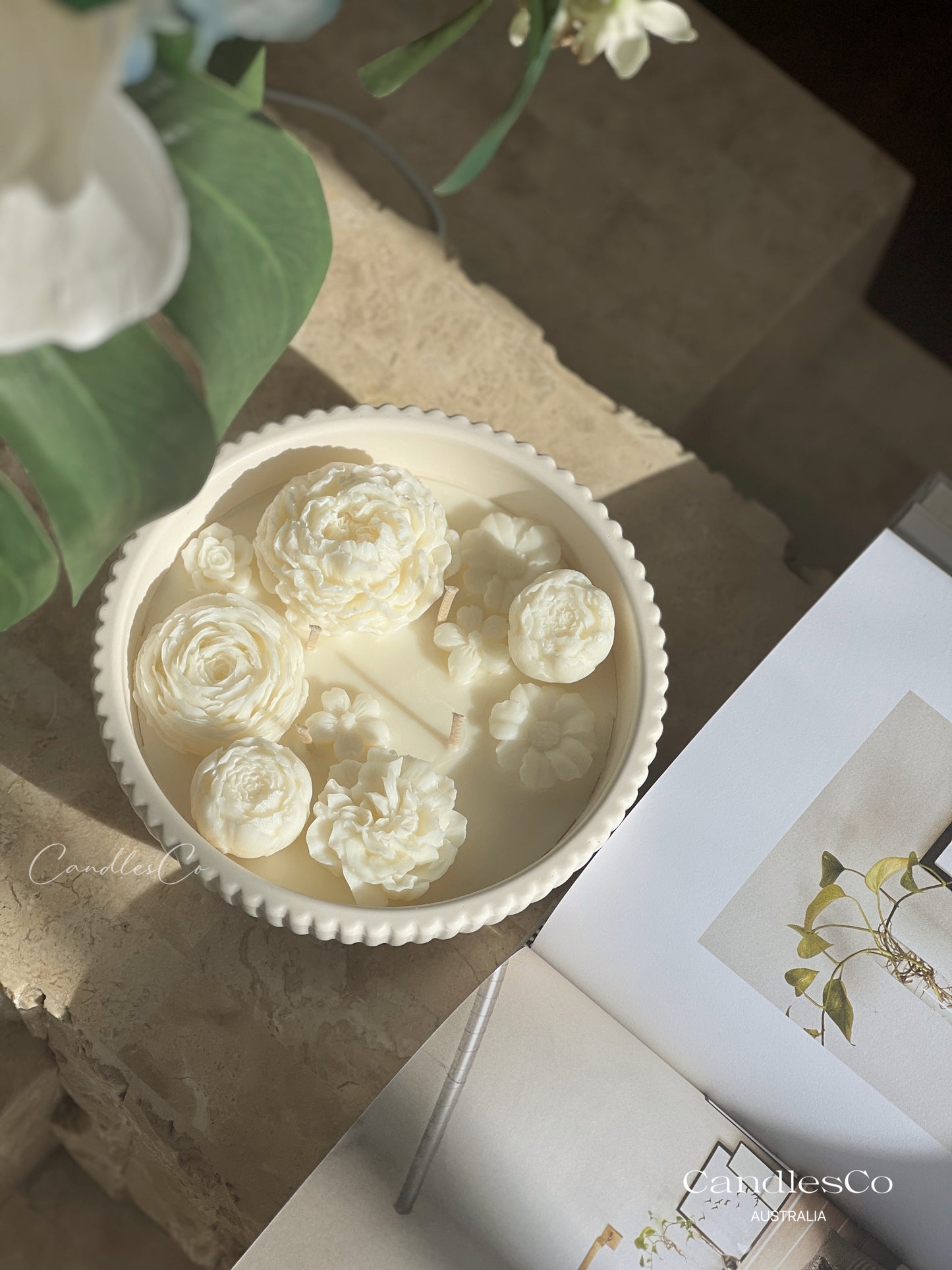Ribbed Scented Floral Bowl