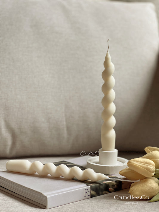 Round Candlestick Holder