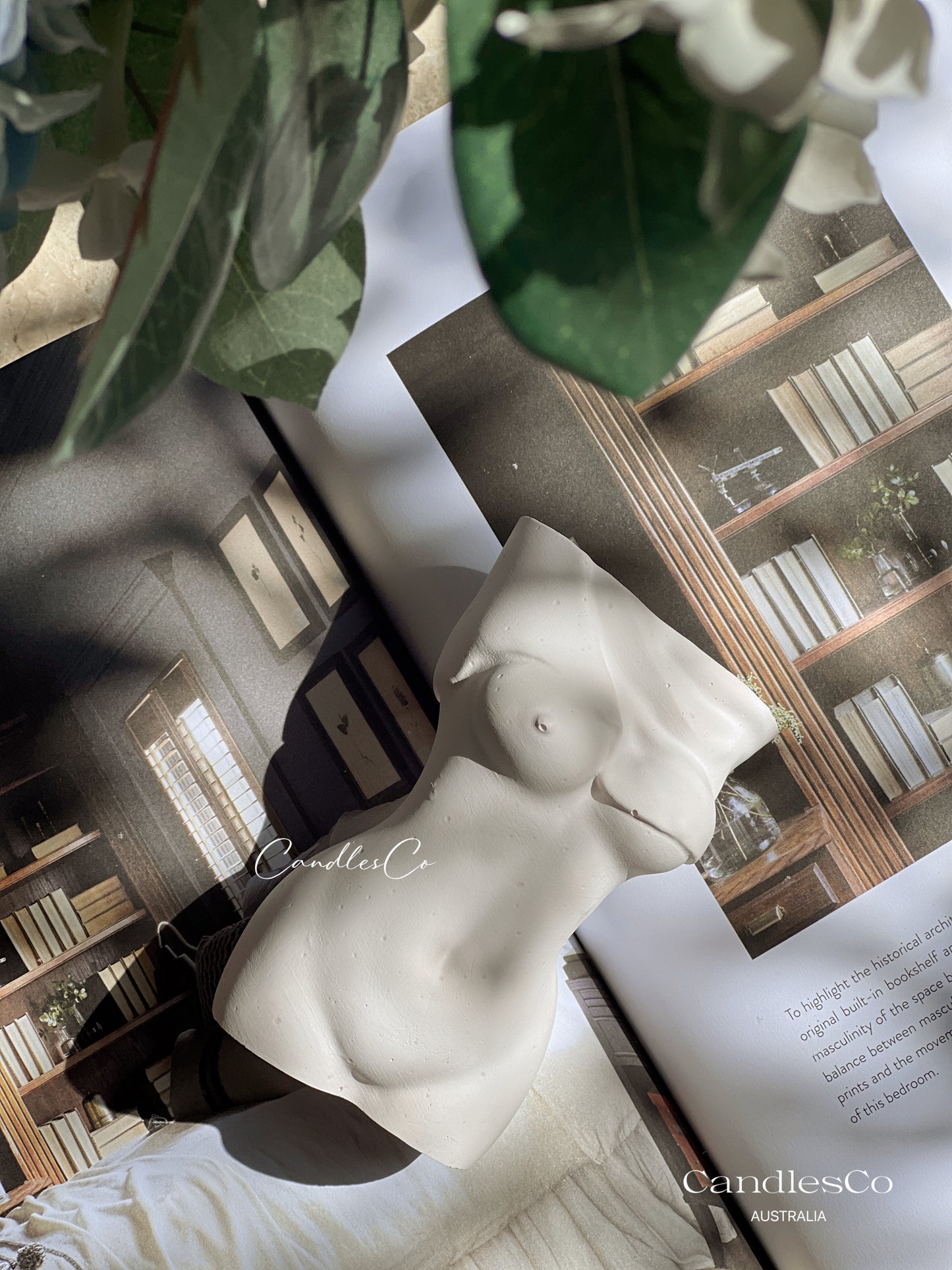 Undress Body Vase