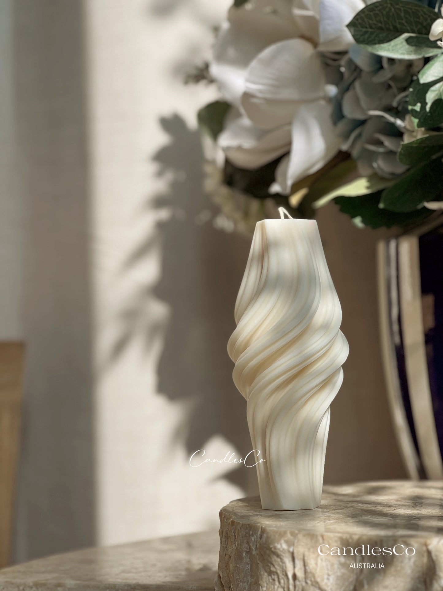 Wavy Twisted Pillars