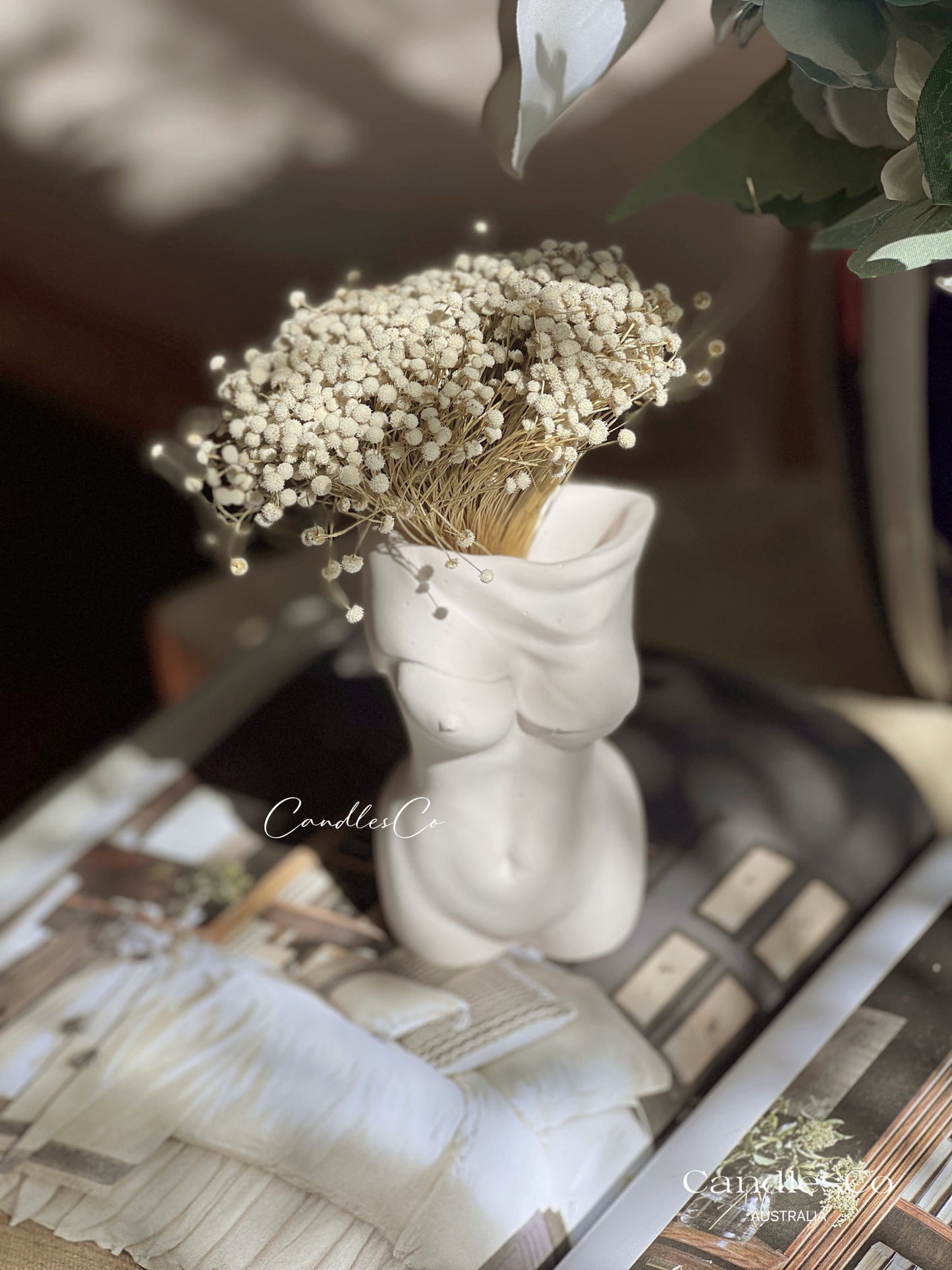 Undress Body Vase