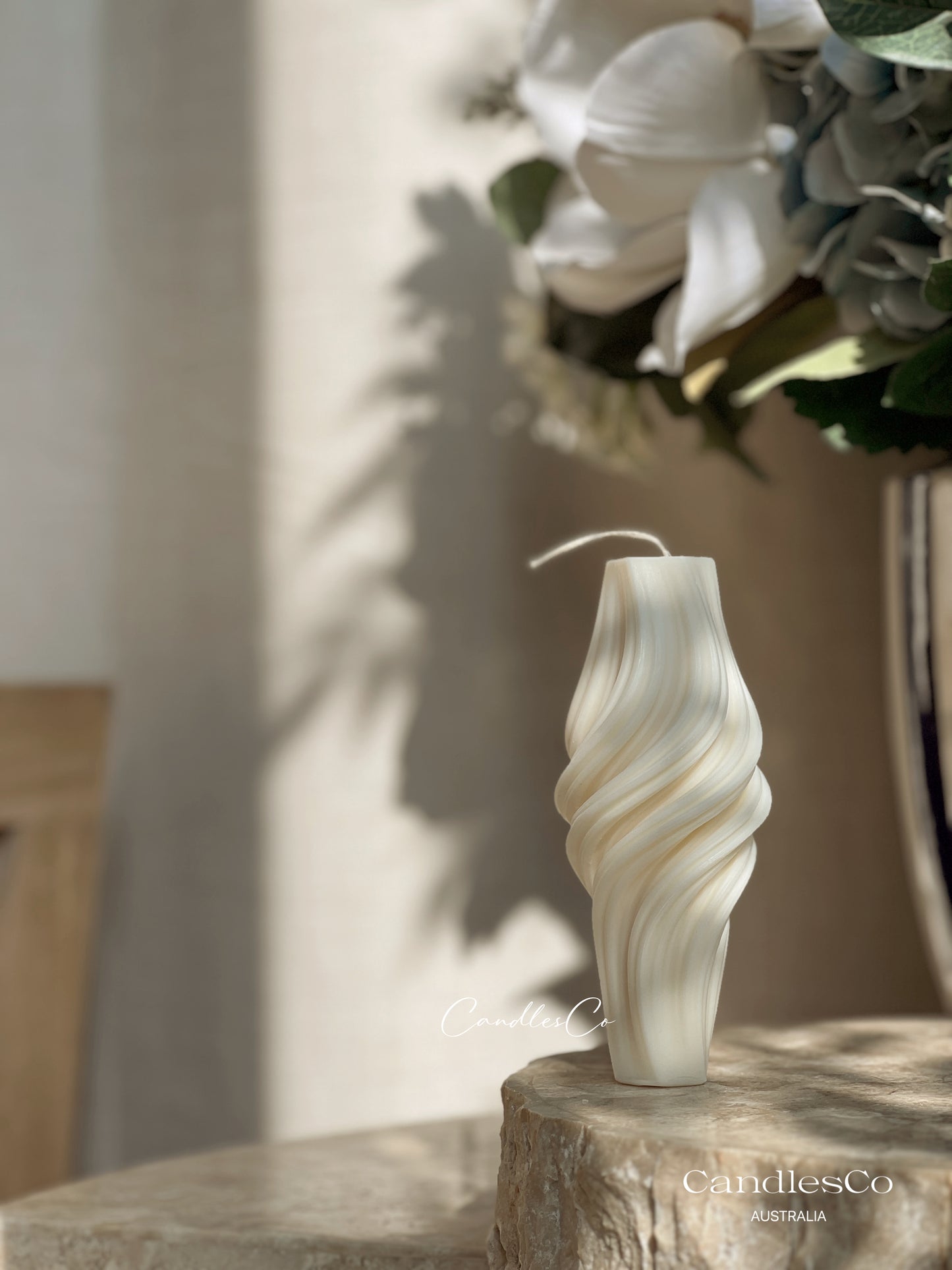 Wavy Twisted Pillars