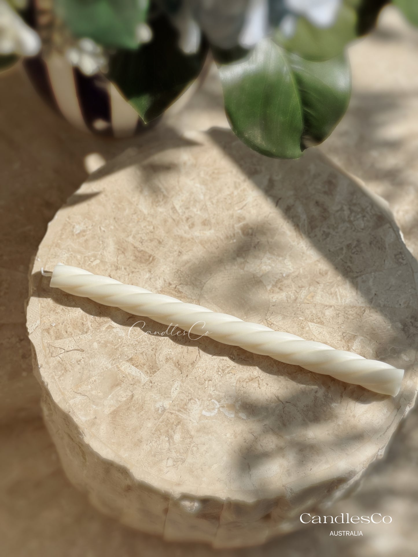 Twisted Narrow Pillar