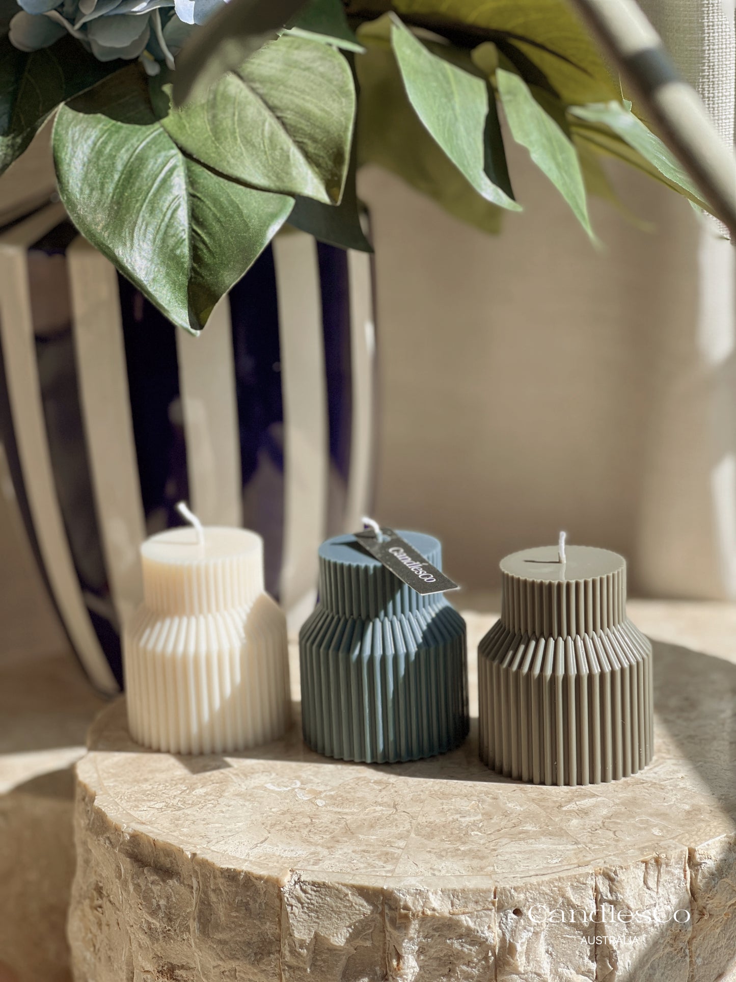Ribbed Pedestal Pillar