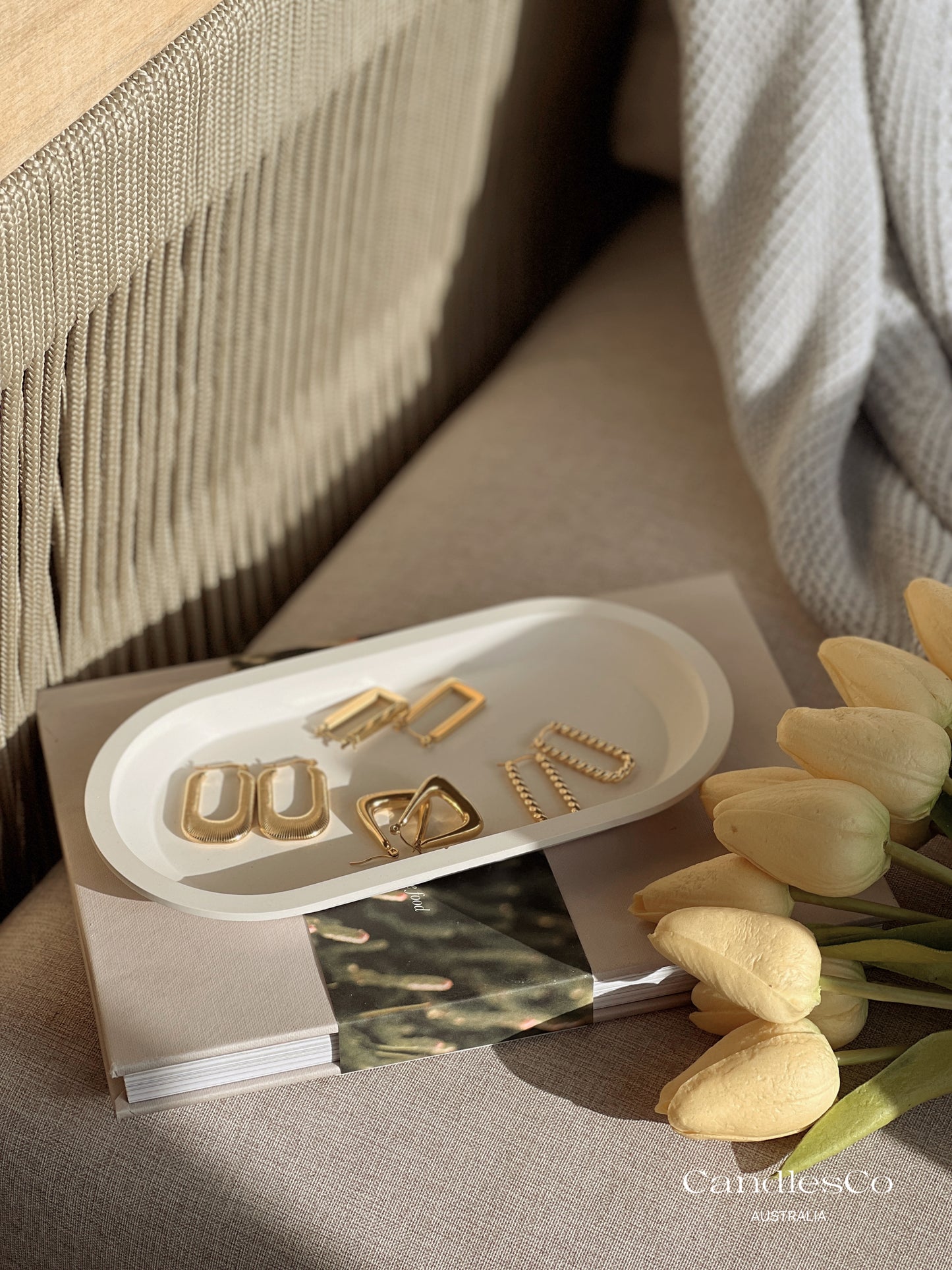 Thin Oval Tray