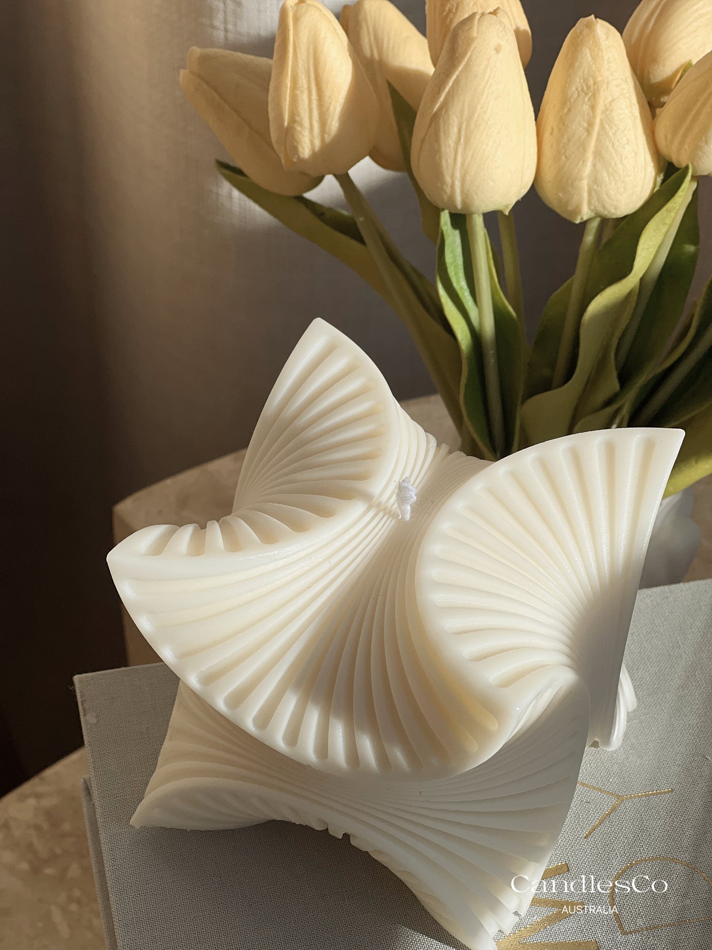 Ribbed Twisted Cube
