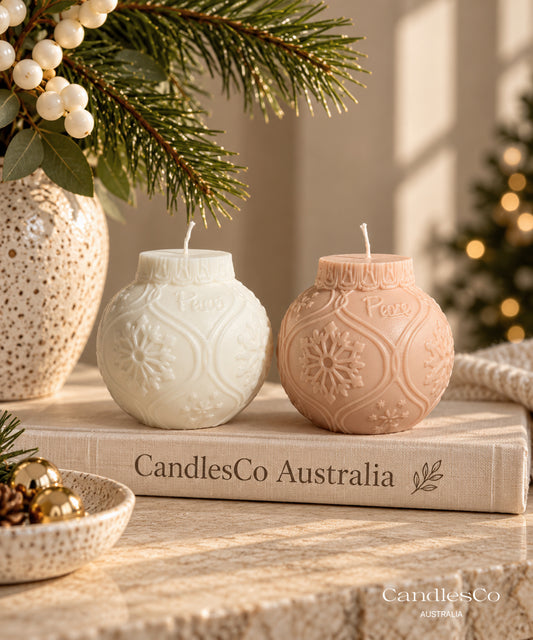 Christmas Bauble Candle – Peace & Love Soy Ornament Candle