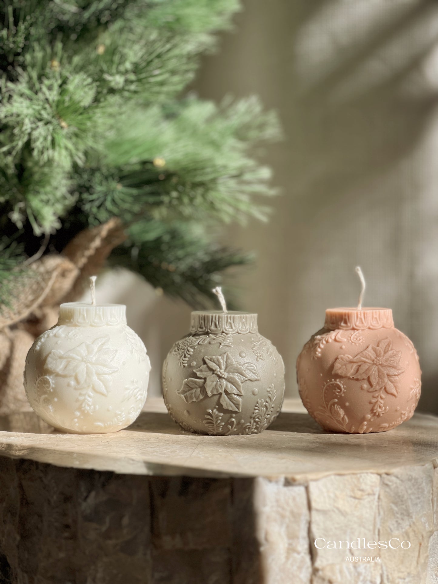 Poinsettia Bauble Candle