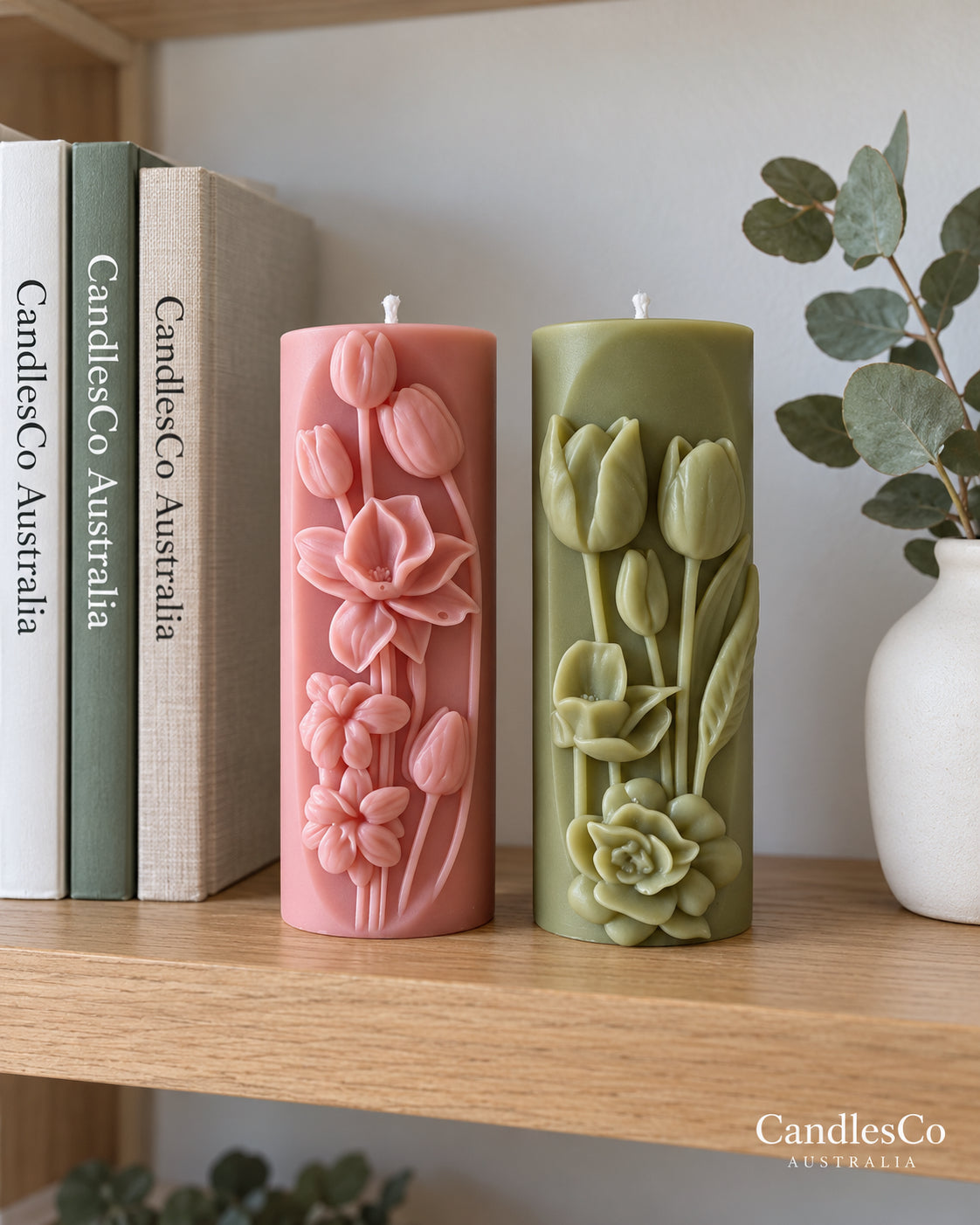 Tulip Flower Pillar Candle – Handmade Unscented Soy Wax Candle