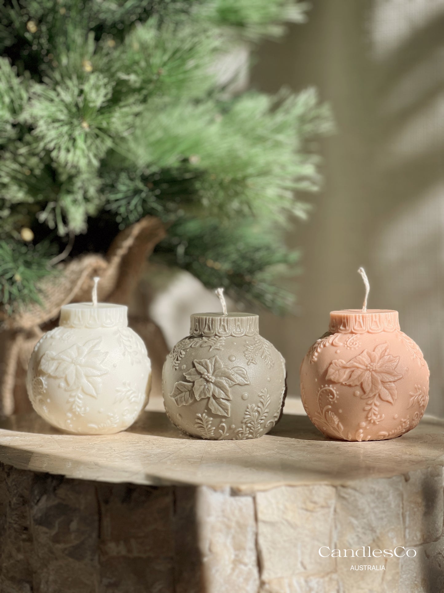 Poinsettia Bauble Candle