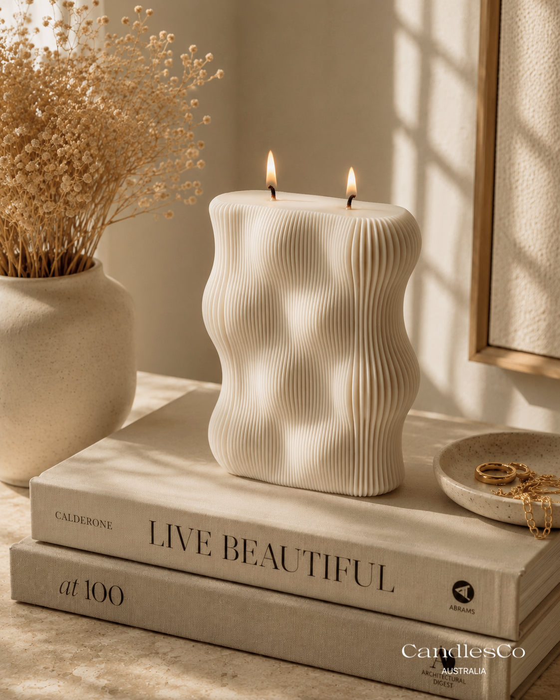 Resonantia Candle
