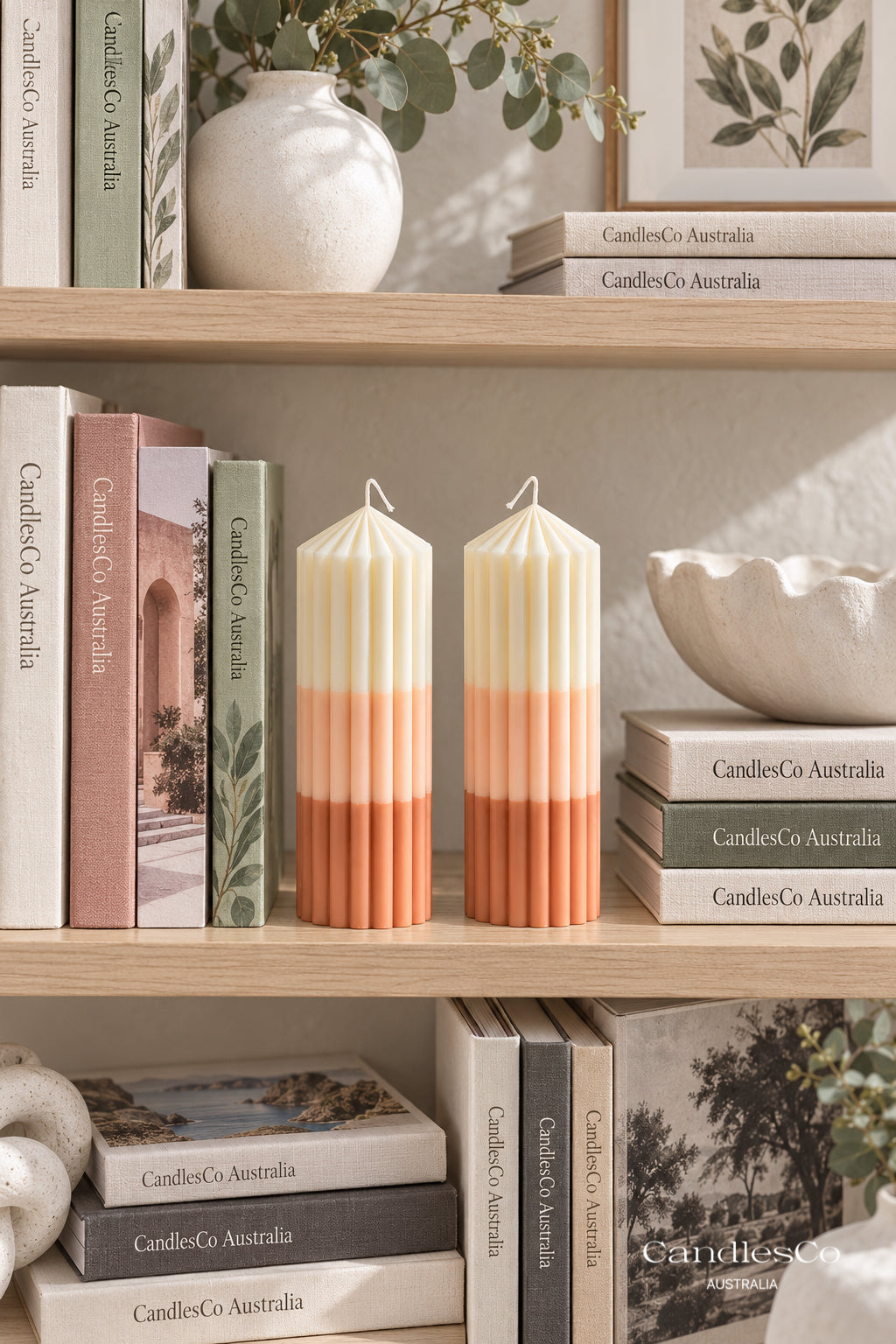 Ombre Pointed Ribbed Pillar Candle – Handmade Geometric Soy Candle