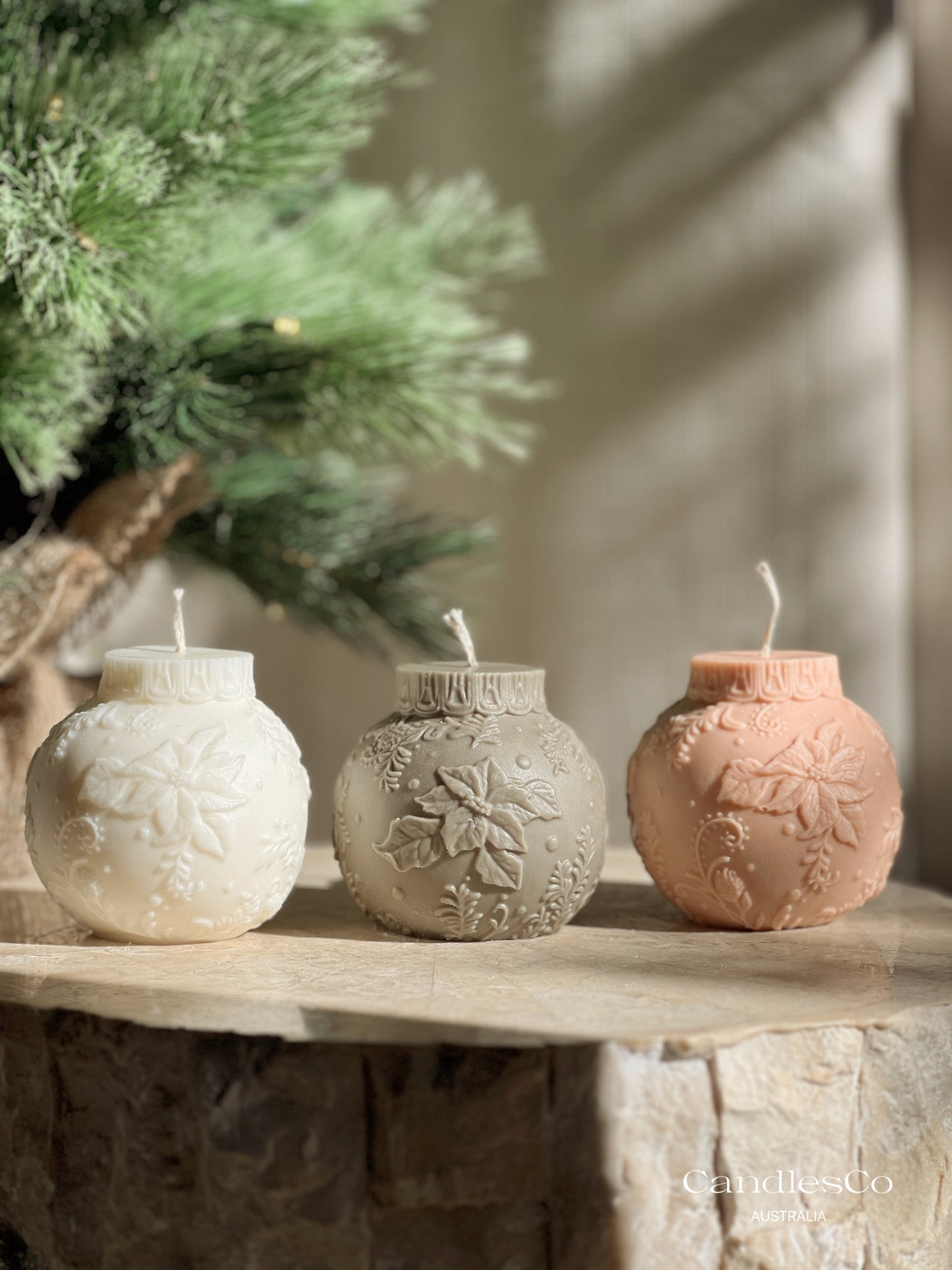 Poinsettia Bauble Candle