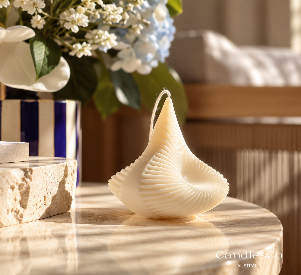 Abstract Loop Candle – Handmade Sculptural Soy Wax Candle